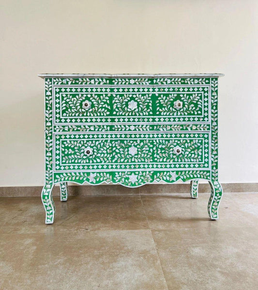 Green Iconic French chest of drawer in mother of pearl