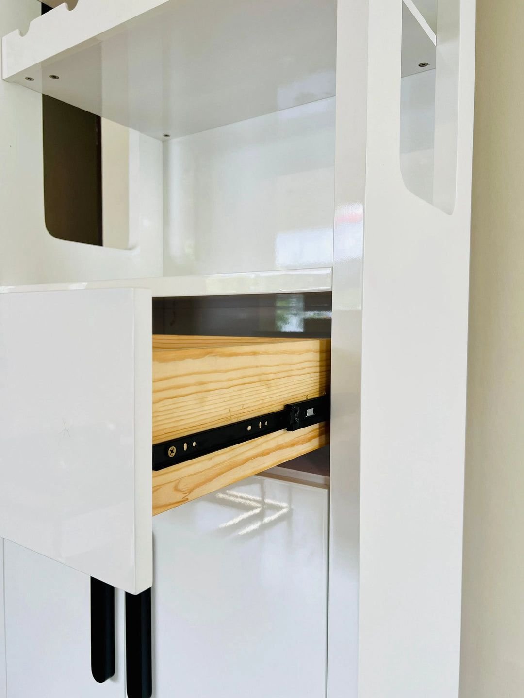 Jodha furniture  white bar cabinet - Image 6