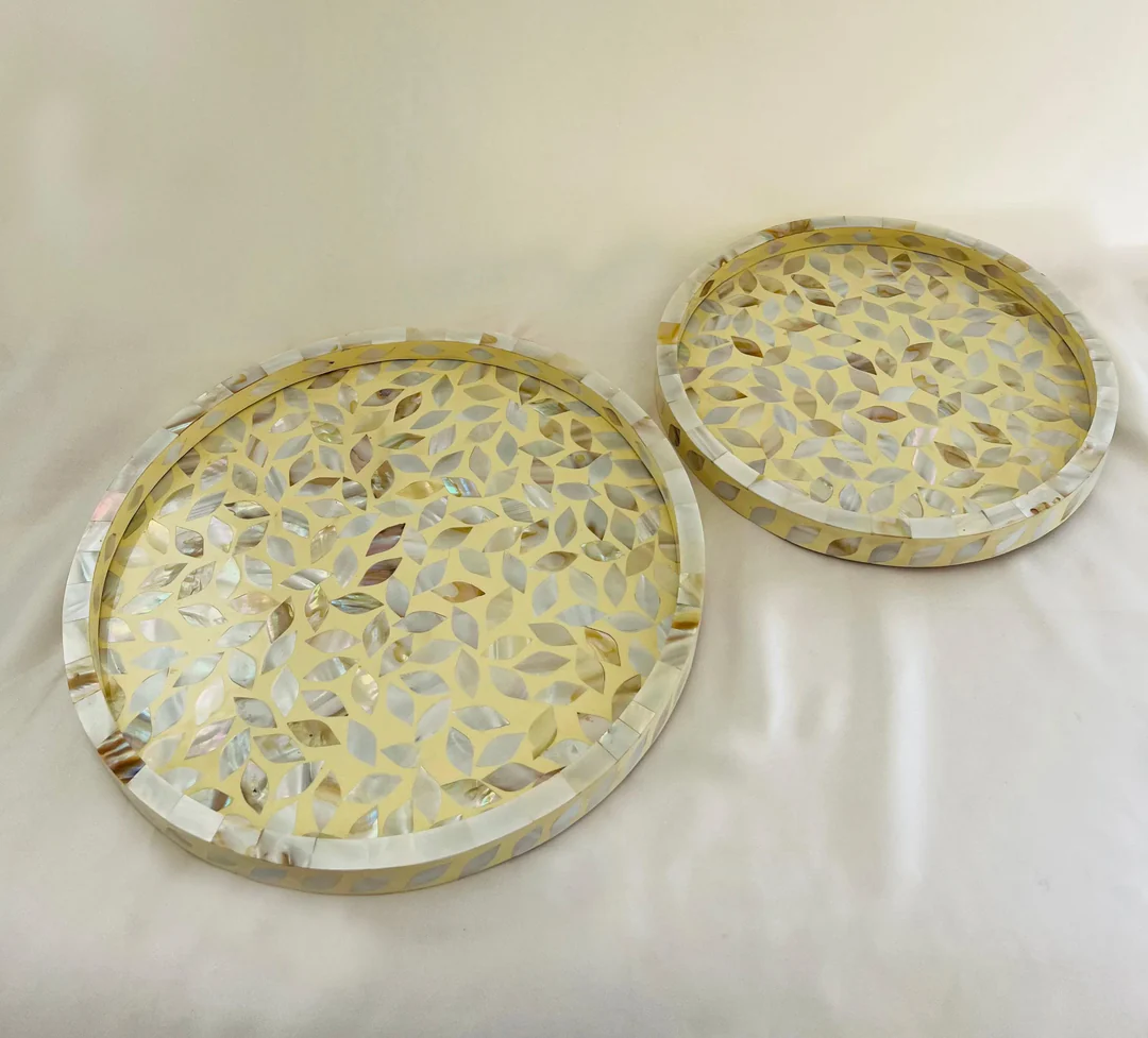 Jodha Furniture Golden Elegance Leaf Tray In Mother Of Pearl - Image 2