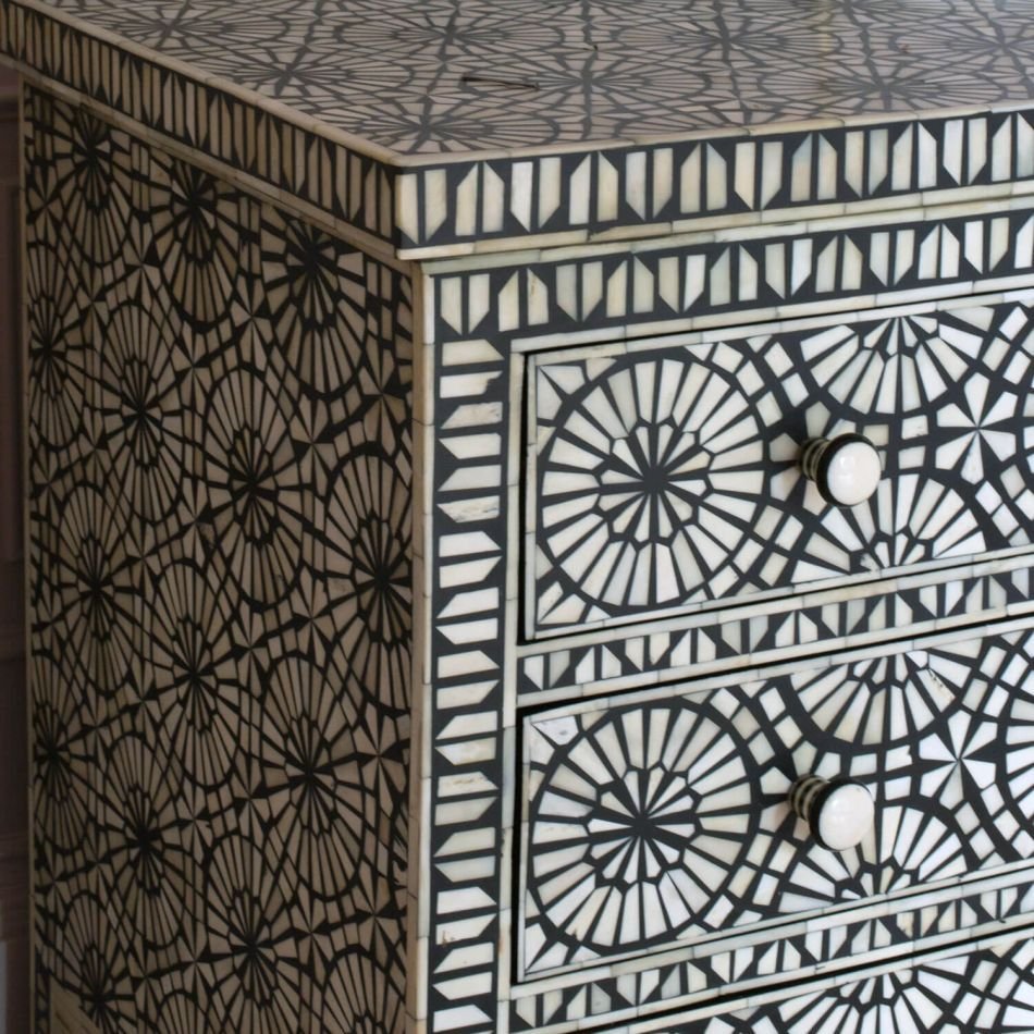 Lattice bone inlay chest of drawer by Ashborn furniture - Image 2