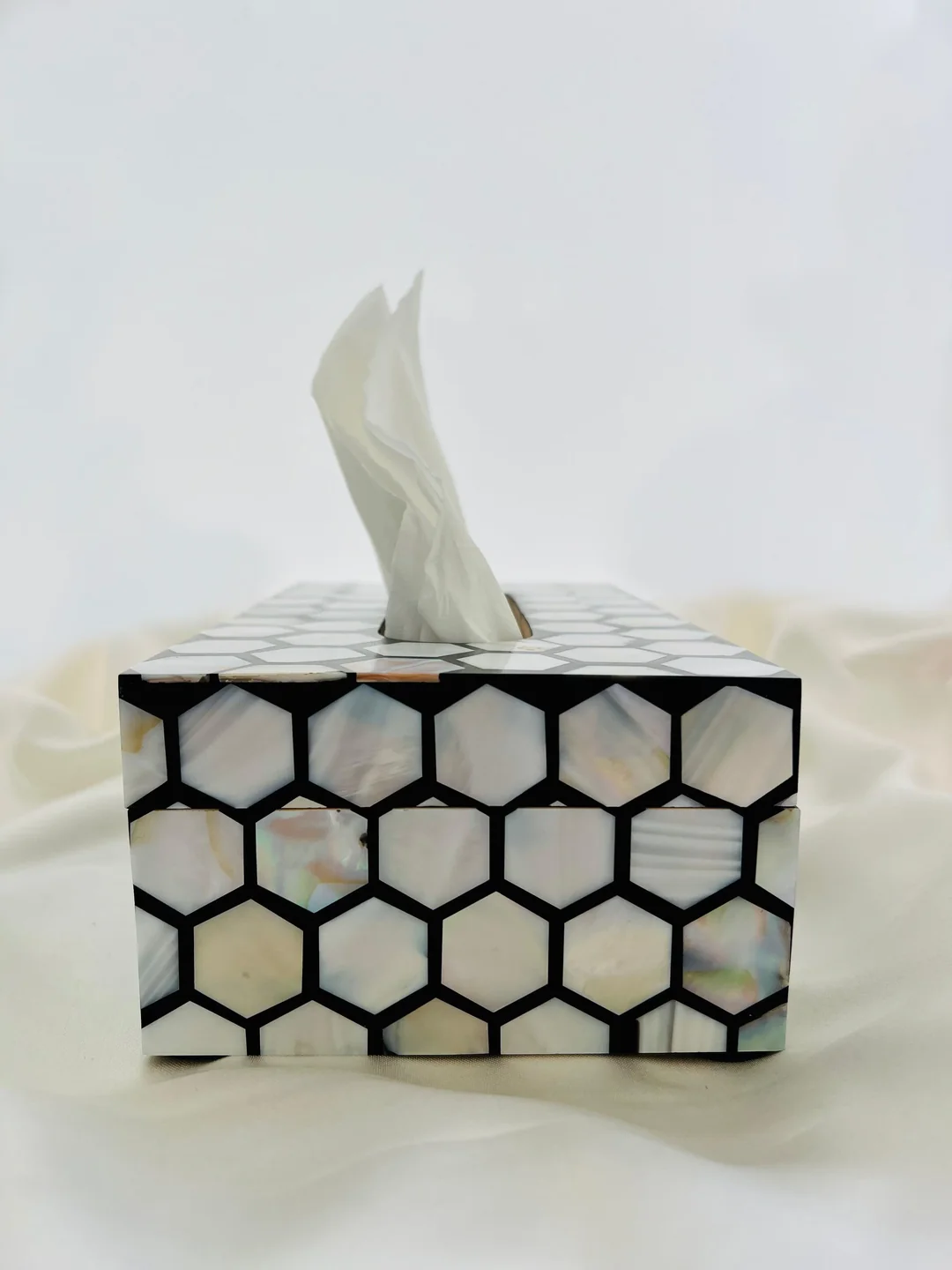Honey comb pattern tissue boxes by Ashborn furniture - Image 3
